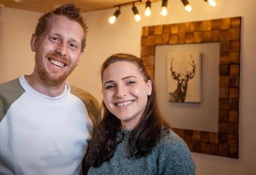 ユースホステル Room's Chez Beni