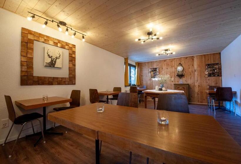 ユースホステル Room's Chez Beni