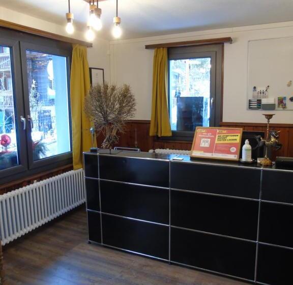 ユースホステル Room's Chez Beni