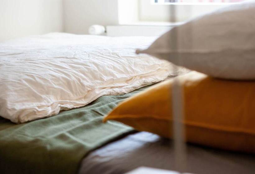 住宿加早餐 Budget Rooms Pilatus Alpnachstad