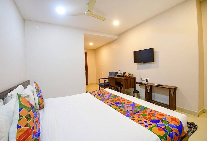 Fabhotel Royal Crystal