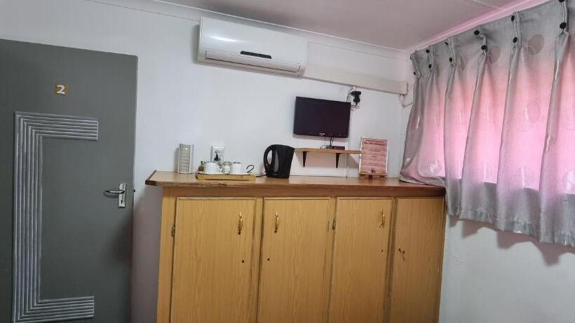 Fouriestreet 199 Bed And Breakfast