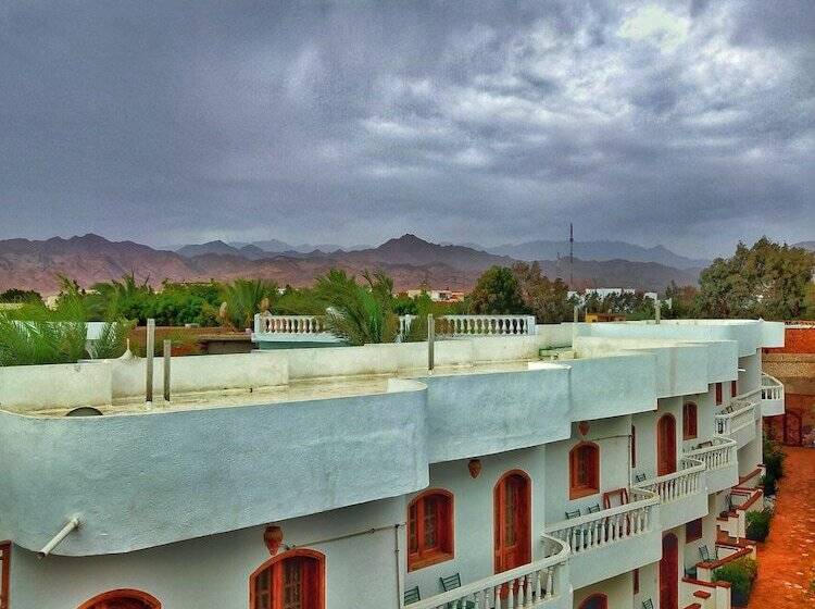 هتل Ghazala Oasis