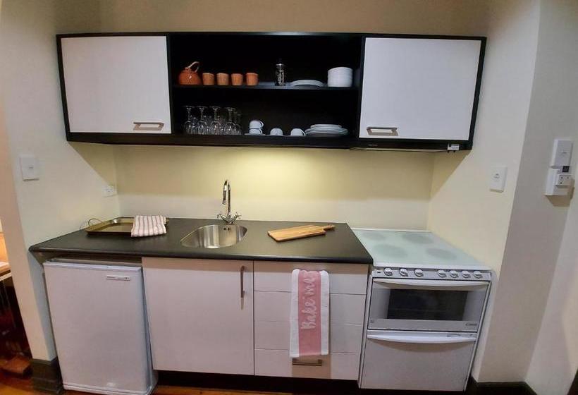 Heritage Apartments Auckland Cbd Rooftop Pool, Spas, Gyms & Saunas