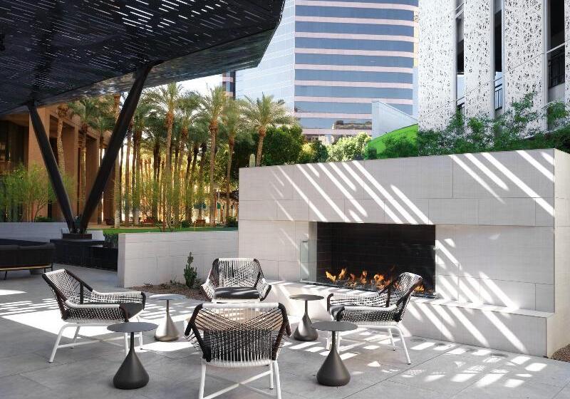 Ac Hotel By Marriott Phoenix Downtown