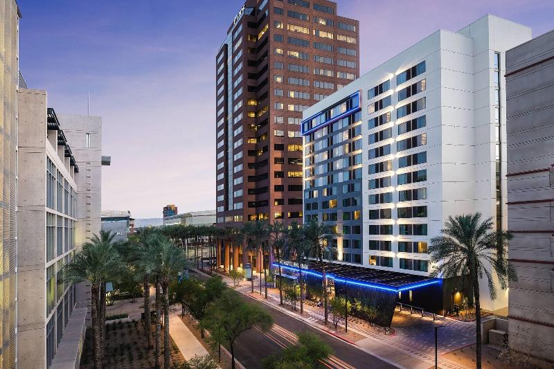 Ac Hotel By Marriott Phoenix Downtown