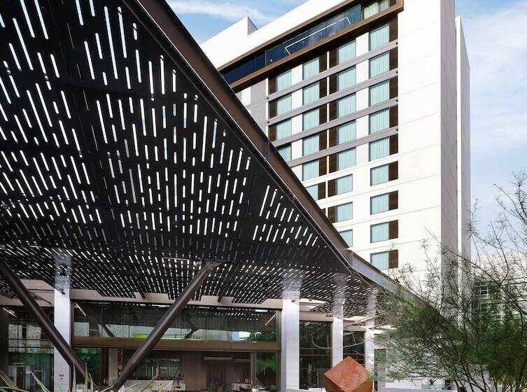 Ac Hotel By Marriott Phoenix Downtown