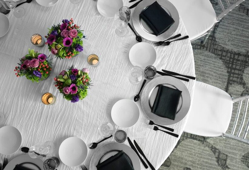 Ac Hotel By Marriott Phoenix Downtown