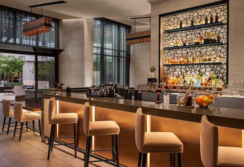 Ac Hotel By Marriott Phoenix Downtown