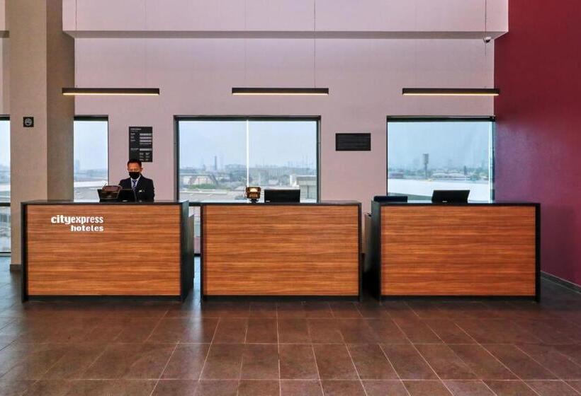 酒店 City Express By Marriott Monterrey Universidad