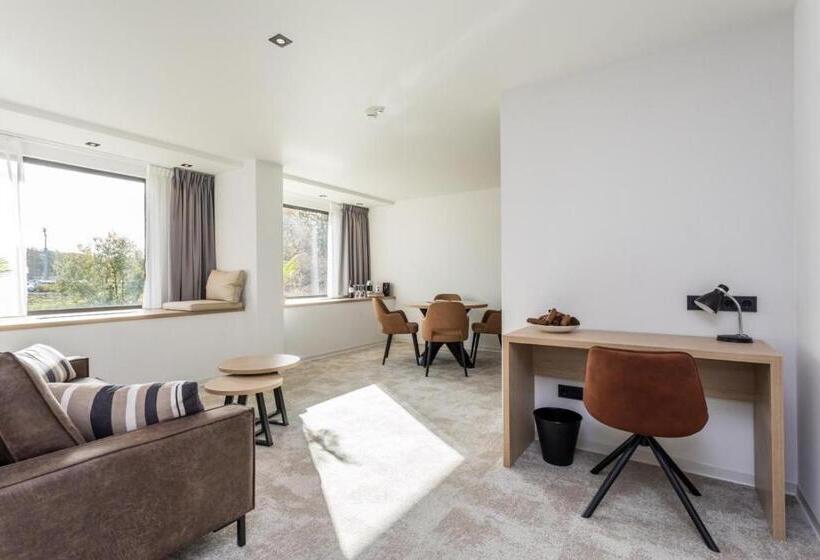 בית מלון כפרי De Rousch   4 Sterren Superieur