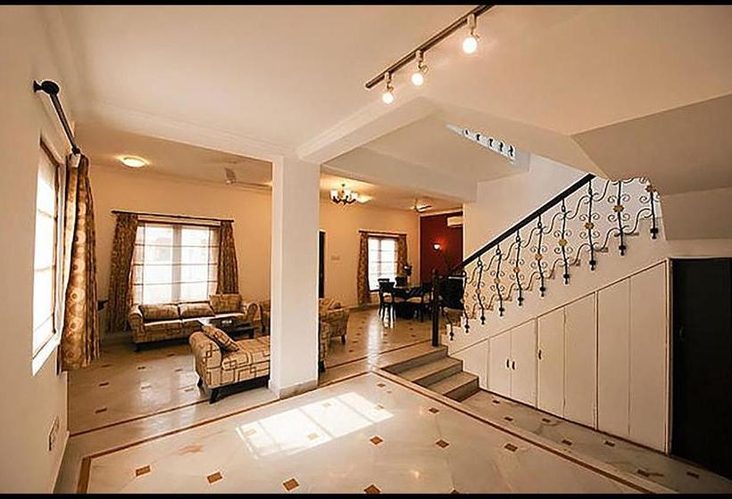 Отель Fabescape Park Villa Resort