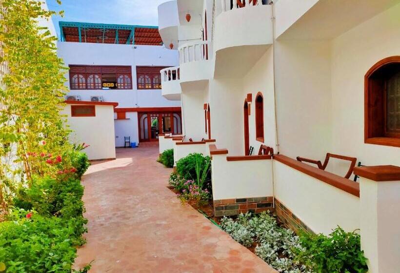 هتل Ghazala Oasis