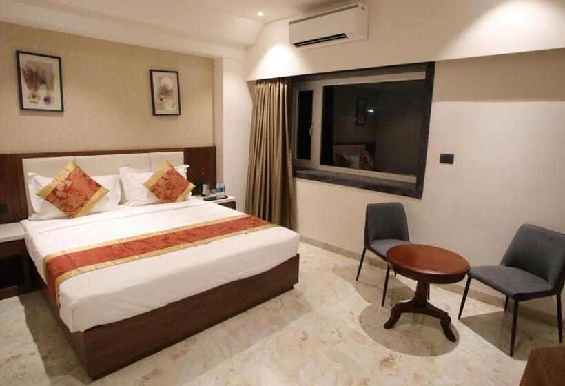 Hotel The Grand, Chittorgarh