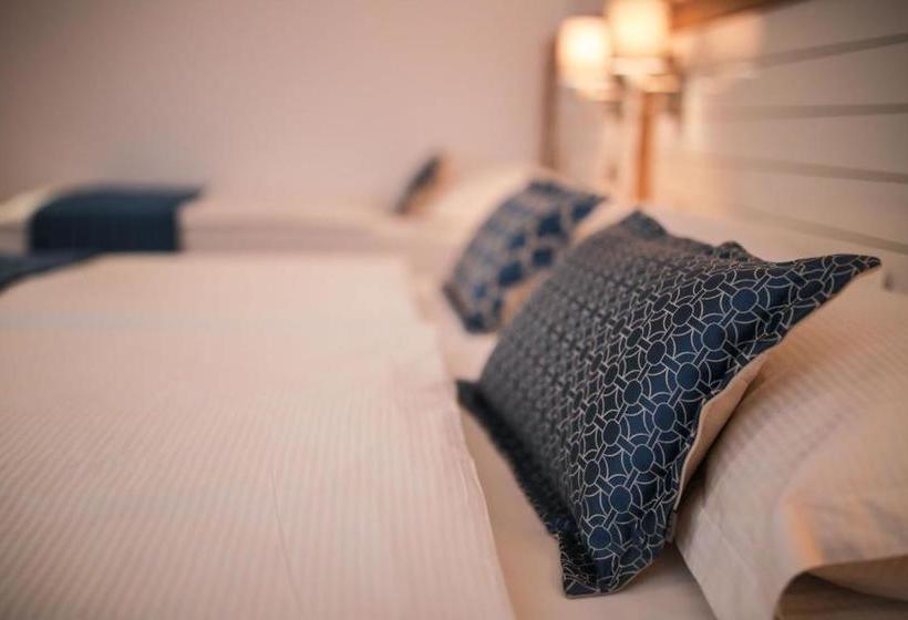 ホテル Ivando   K&s