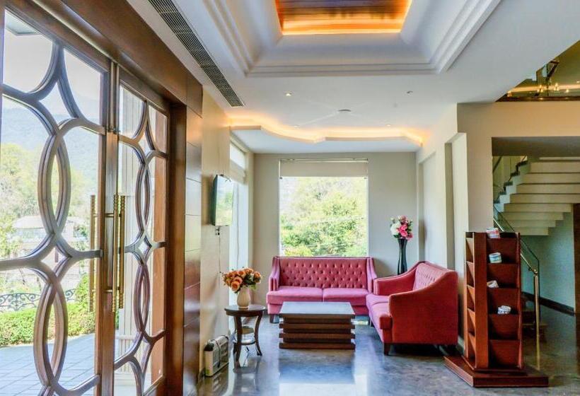 酒店 Justa Palampur Resort & Convention Centre