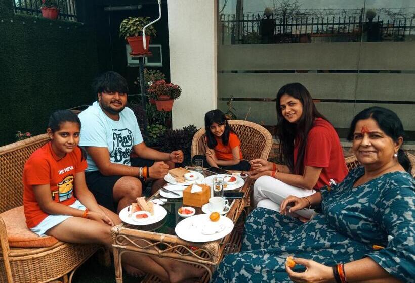 هتل Krishna Kathmandu