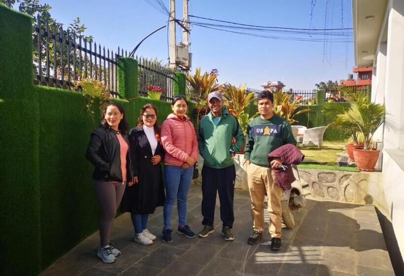 هتل Krishna Kathmandu