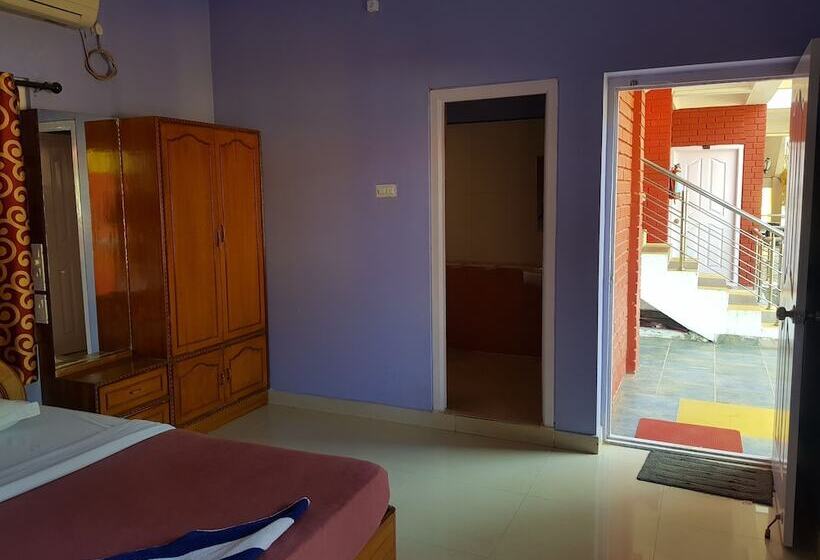 בית מלון כפרי Krishna Tara Comforts