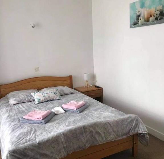 בית מלון כפרי Le Faubourg