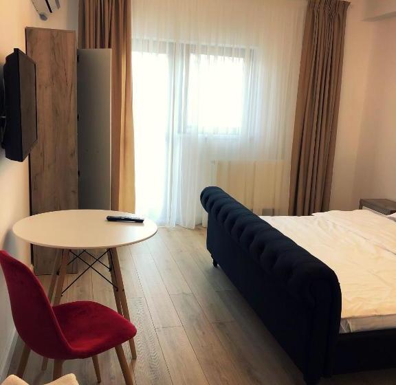 هتل M Rooms