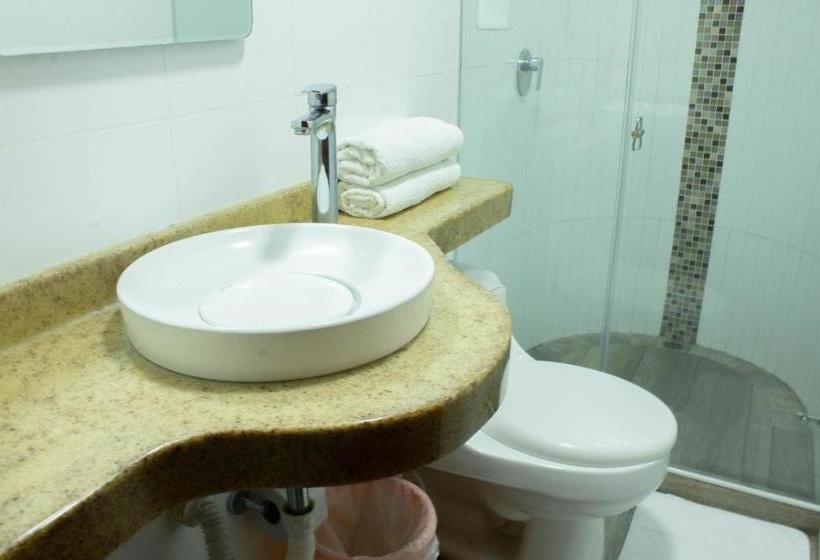 酒店 Máses El Danubio