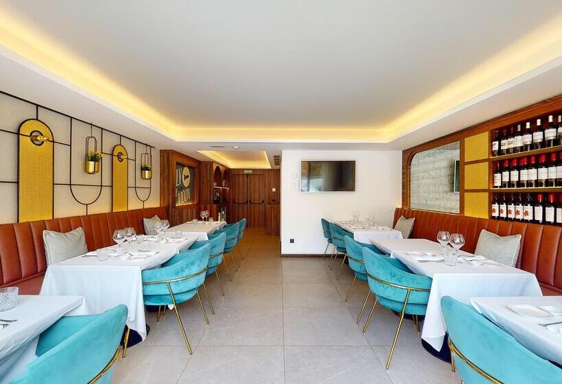 هتل Nivia Born Boutique