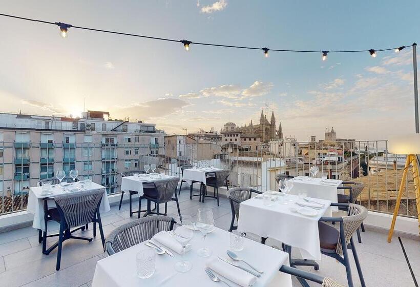 هتل Nivia Born Boutique