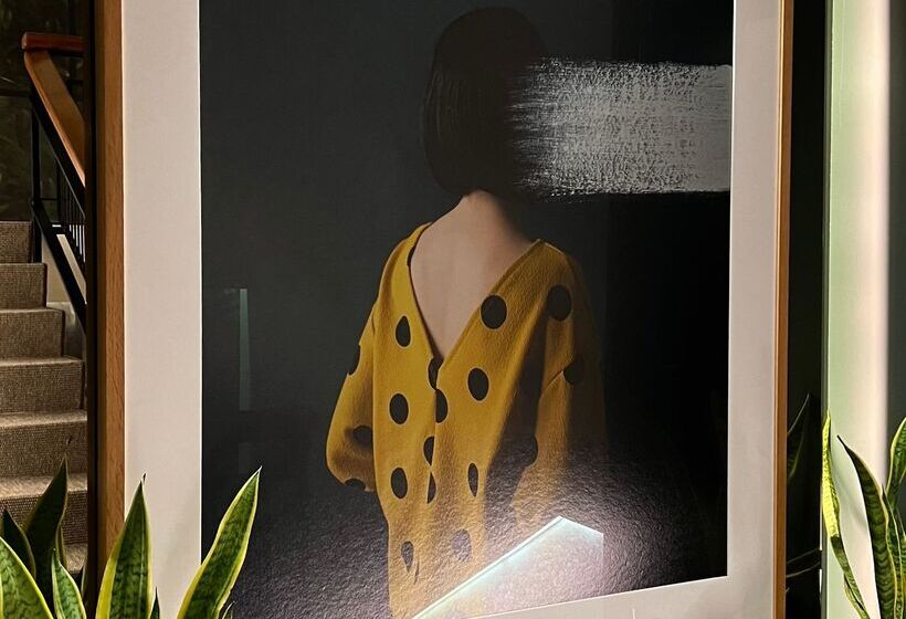 هتل Nivia Born Boutique