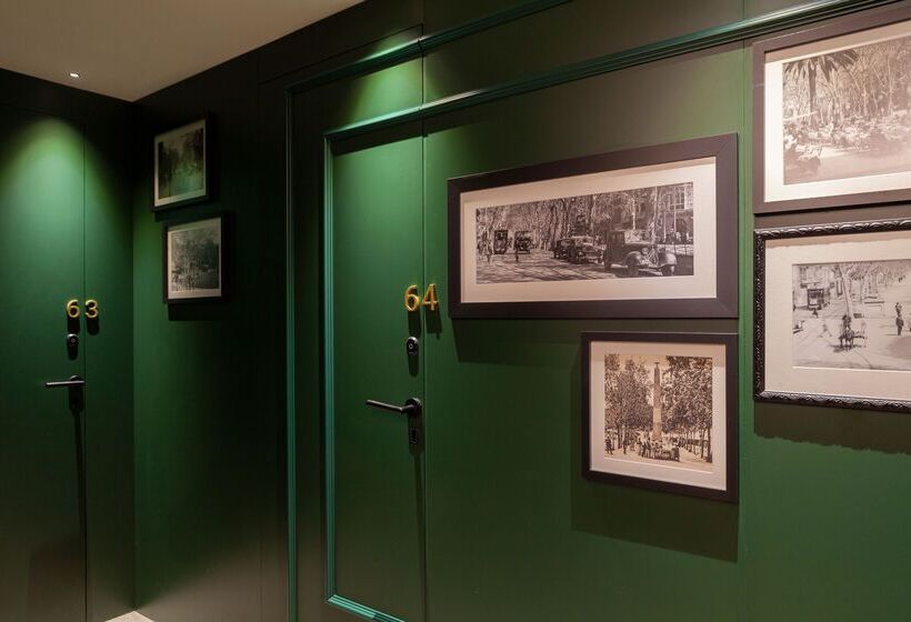 هتل Nivia Born Boutique