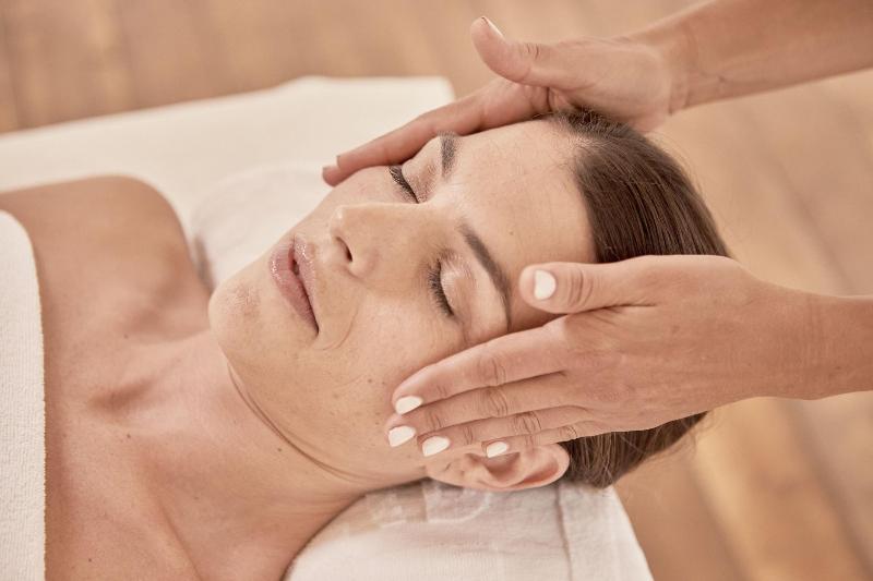 هتل Nivia Born Boutique