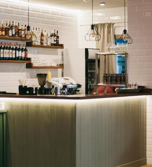 هتل Optima Collection Khmelnytskyi