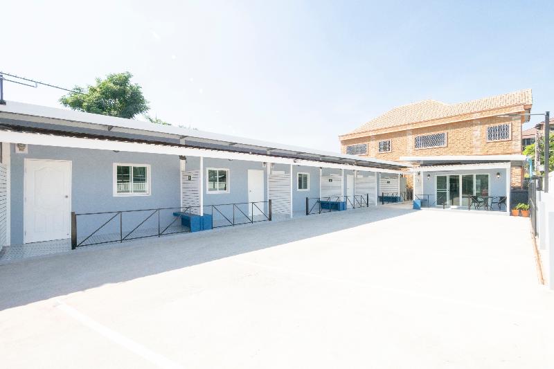 ホテル Oyo 75383 Danthip Place