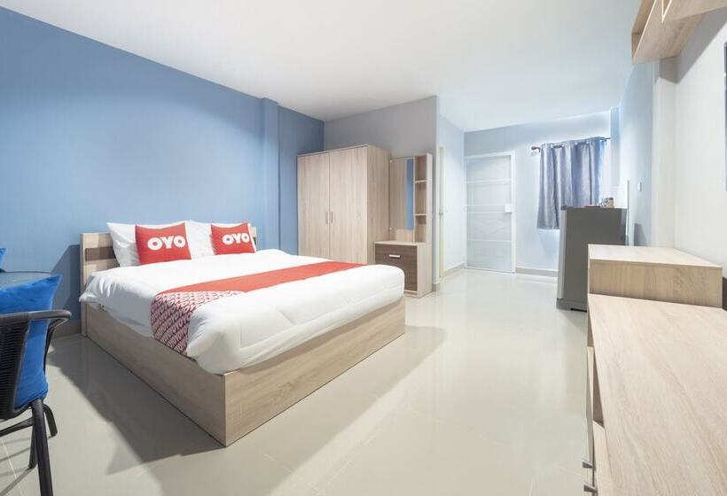 ホテル Oyo 75383 Danthip Place