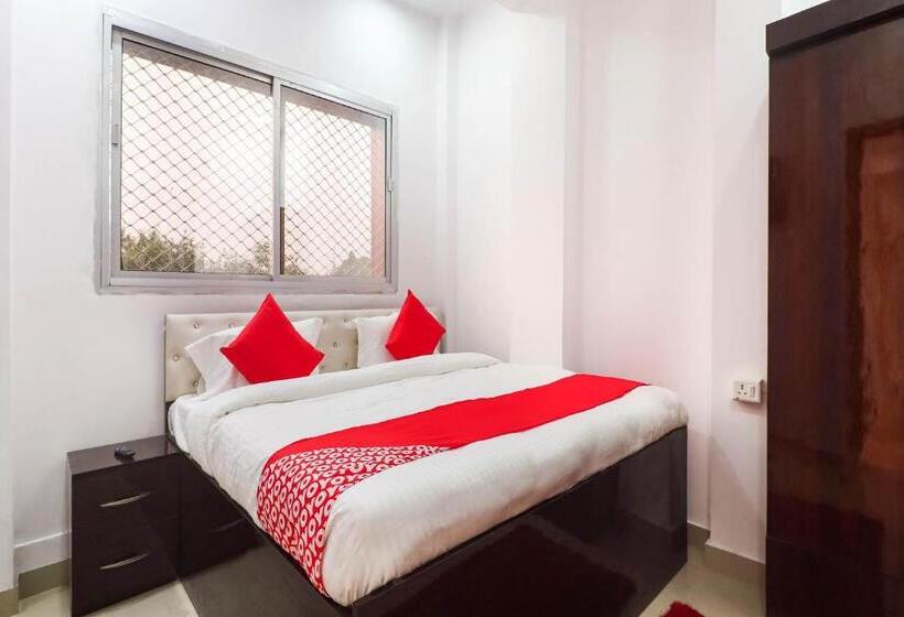 酒店 Spot On Royal Inn