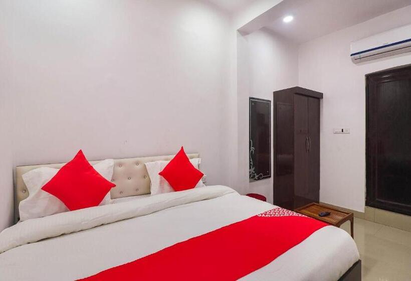 酒店 Spot On Royal Inn