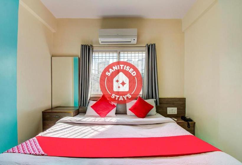 ホテル Oyo 76005 Soundarya Inn