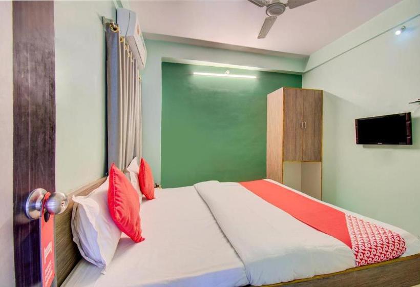 ホテル Oyo 76005 Soundarya Inn