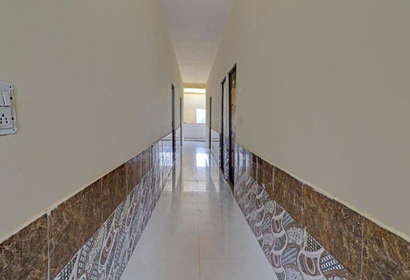Отель Oyo 76879 Sudama Dham Inn