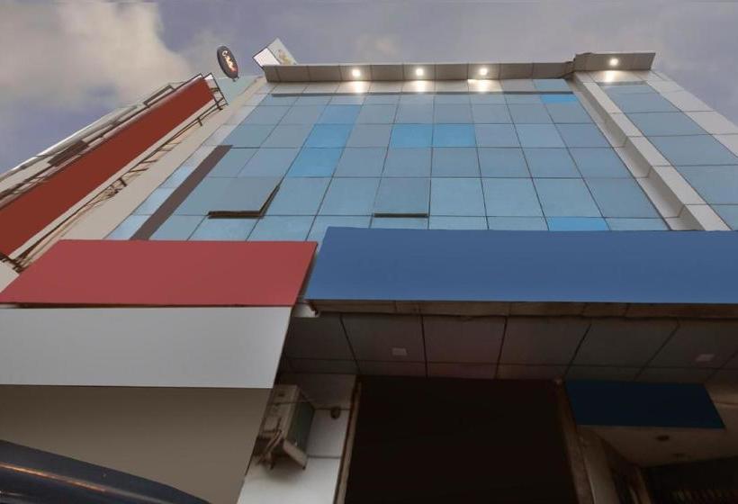 فندق Oyo 77158  Swastik Palace