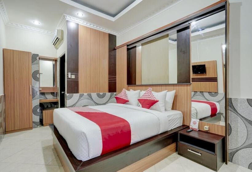 فندق Oyo 90131 Vin Stay Cokro