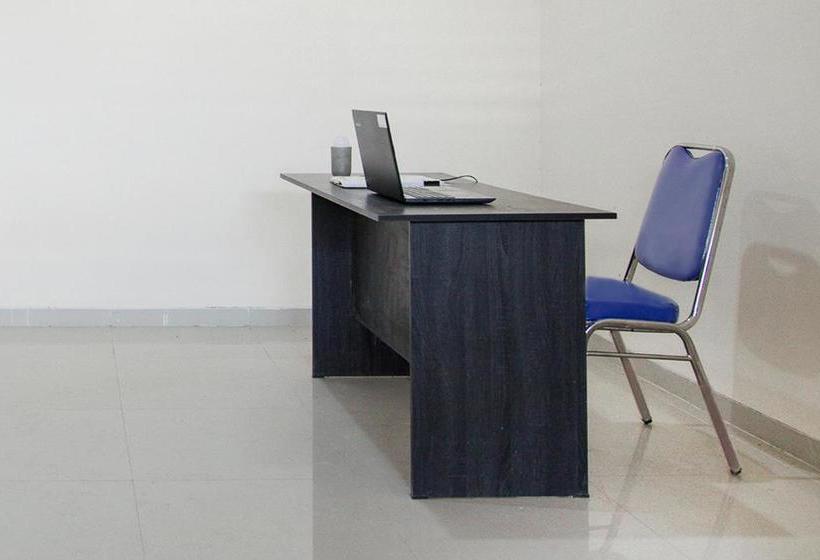 Отель Oyo 90133 Villa Sony