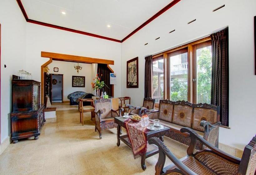 Отель Oyo 90138 Dear Darlin Villa  Family Stay