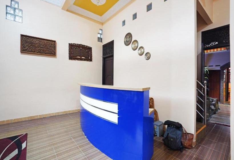 فندق Oyo 90139 Arival Homestay Syariah