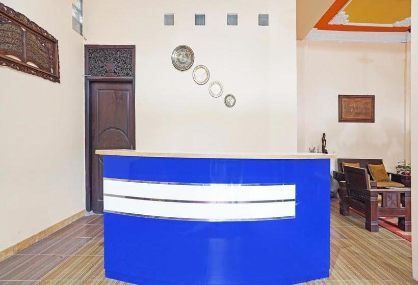 فندق Oyo 90139 Arival Homestay Syariah