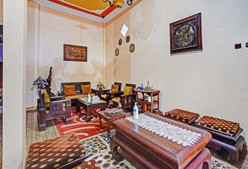 فندق Oyo 90139 Arival Homestay Syariah