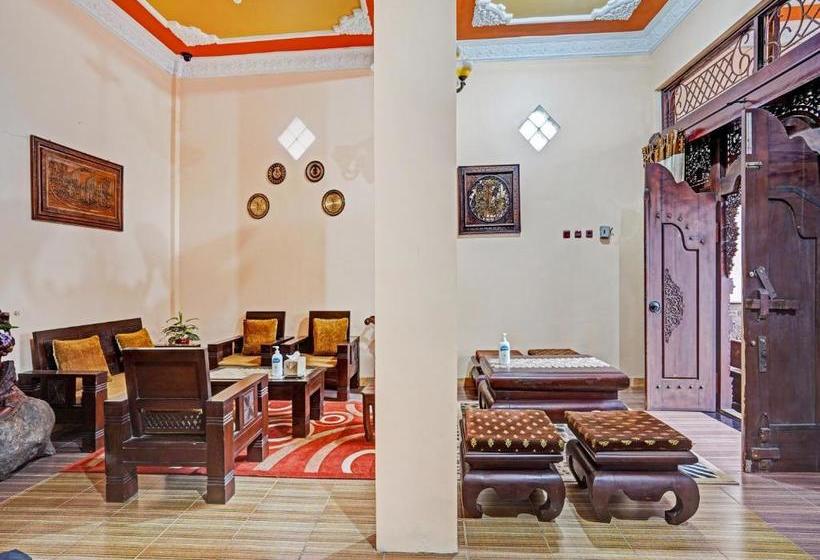 فندق Oyo 90139 Arival Homestay Syariah