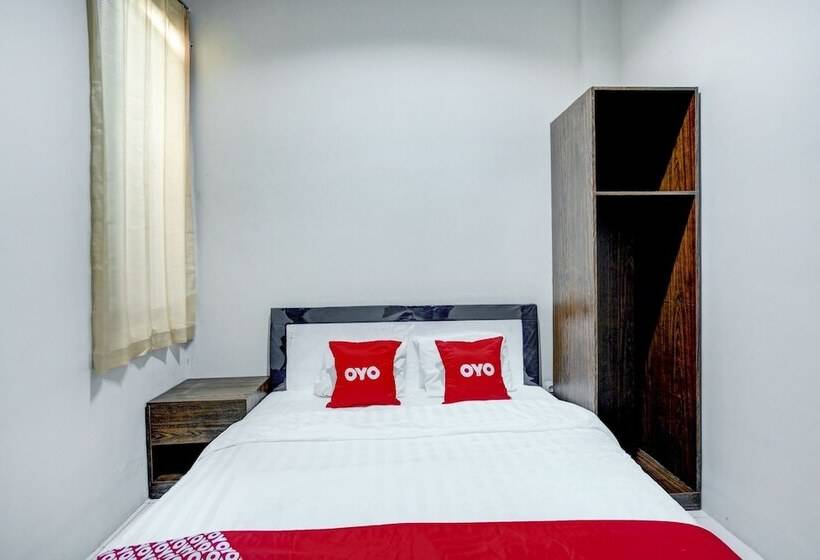 בית מלון כפרי Reddoorz Syariah Near Bypass Krian