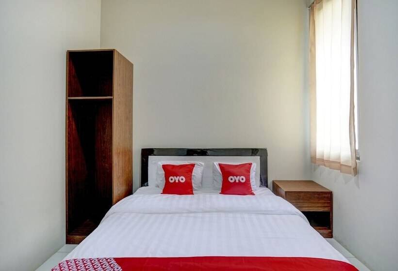 בית מלון כפרי Reddoorz Syariah Near Bypass Krian