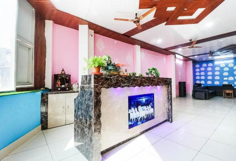 فندق Oyo Rtk109 Star  & Restaurant